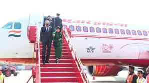 Singapore President arrives in Bhubaneswar on two-day Odisha visit