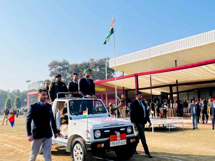 DC inspects full dress rehearsal for State Level Republic Day event 