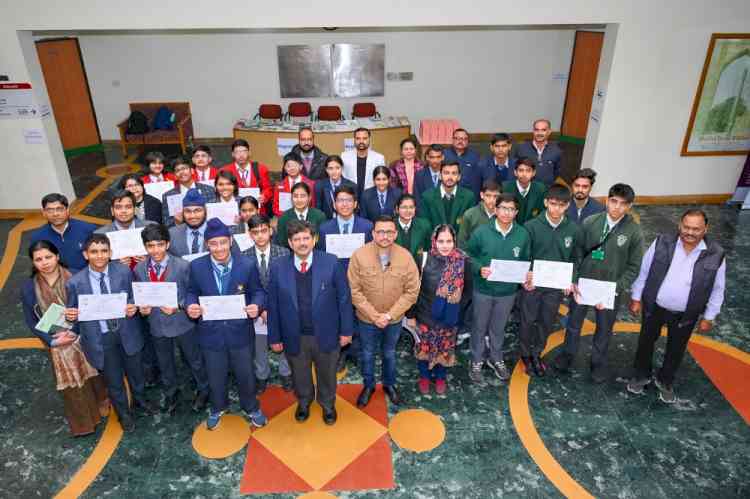 IIT Kanpur's NICEE Hosts 16th Annual Inter-School Earthquake Safety Quiz Competition