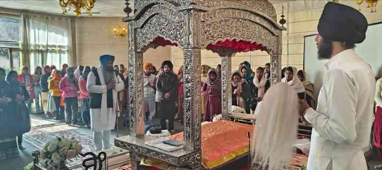 Prakash Utsav of Guru Gobind Singh Ji celebrated at GGNIMT & GGNIVS