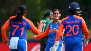 U19 WC: Vaishnavi & Trisha help India seal semi-finals spot with commanding win over Bangladesh