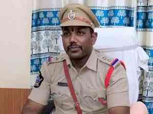 Police officer shoots himself dead in Andhra Pradesh