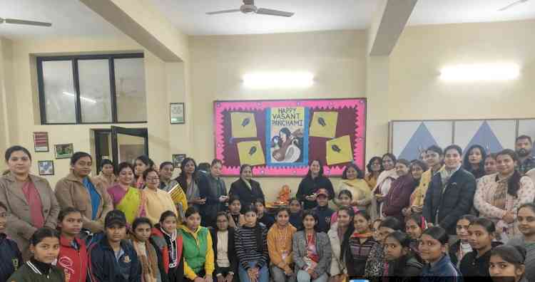 PCM S.D. College for Women Celebrates Basant Panchami with Devotion and Enthusiasm