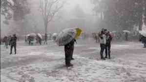 Another wet spell forecast in J&K as skiers miss heavy snowfall in Gulmarg