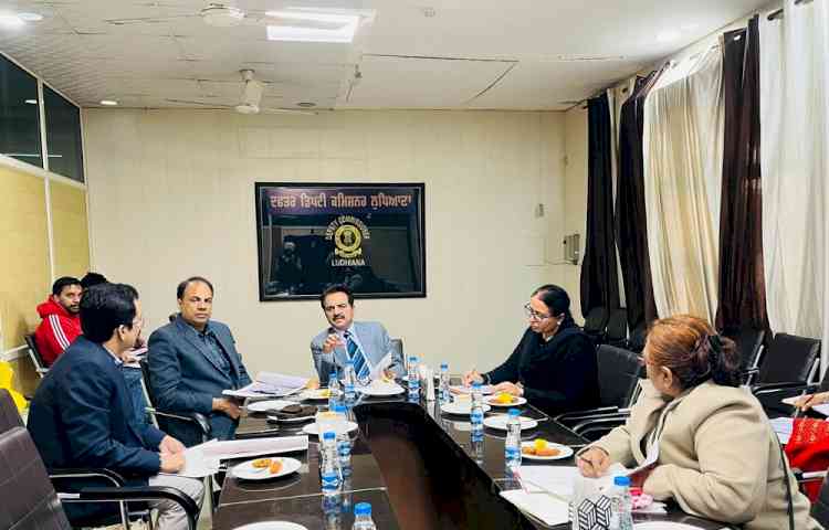 Food Commission Chief reviews schemes in Ludhiana