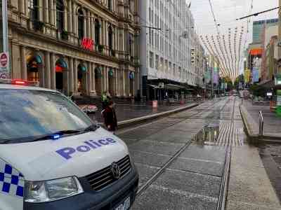 Police investigating after teenager with gunshot wound arrives at Sydney hospital