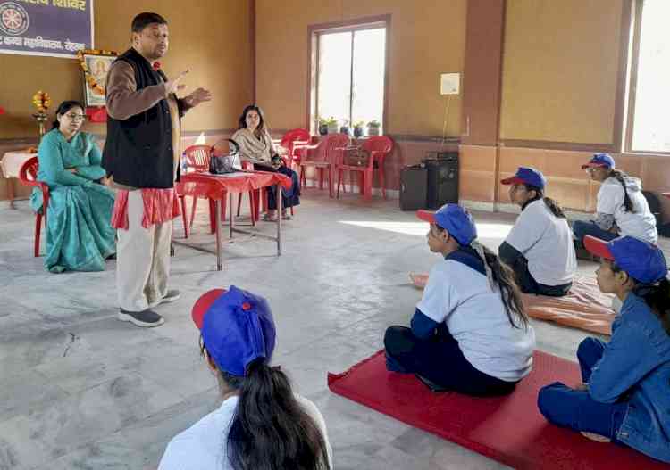 Sunit Mukherjee motivates NSS volunteers to make community service a part of life