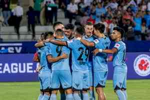 ISL 2024-25: Mumbai City look for 14th straight unbeaten game against FC Goa