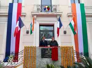 India, France sign 10 pacts in fields of technology, nuclear energy and innovation