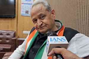 Ashok Gehlot questions Rajasthan CM’s silence over phone tapping