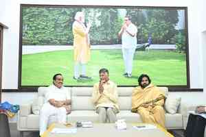 CM Naidu seeks Centre's support to complete Polavaram project on war footing