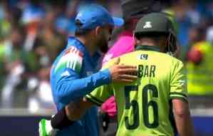 Champions Trophy: Kohli pats Babar on the back, photo of heartwarming gesture goes viral 