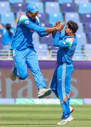 Champions Trophy: Kuldeep and Hardik shine as India bowl out Pakistan for 241