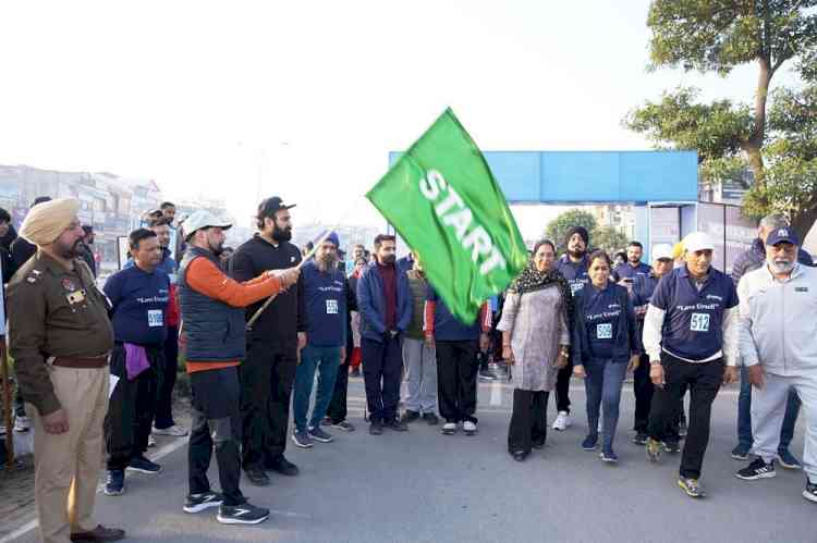 200 take part in Heallthmaxx Hospital walkathon