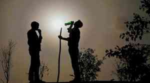 IMD issues yellow alert for heatwave in Mumbai, suburbs 