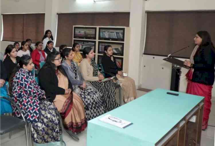 Adolescent and Psychiatric Cell of PCM S.D. College for Women holds One-Week Program on Mental Awareness