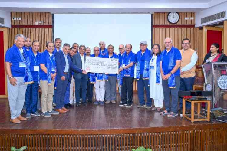 IIT Kanpur Class of 1980 donates Rs. 4.2 Crore for Key Initiatives During 45-Year Reunion