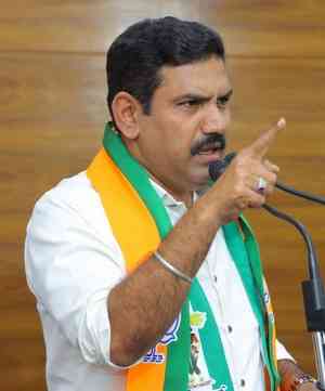 Curse of Dalits' tears will not spare Cong-led K'taka govt: BJP