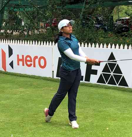 Rookie Lavanya takes one-shot lead in sixth leg of WPGT