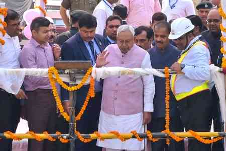 CM Nitish Kumar reviews Patna Metro project