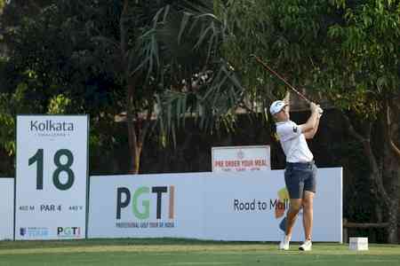 Kolkata Challenge golf: Joshua Berry moves into sole lead with late flourish 