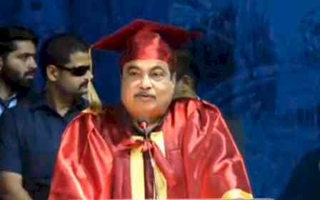 Nitin Gadkari stresses need for education in Muslim community, slams caste-based politics