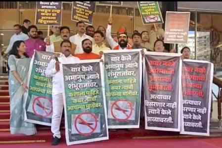 Shiv Sena legislators stage protest demanding removal of Aurangzeb's grave