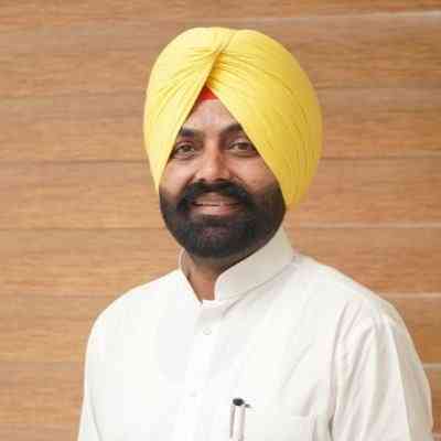 AAP Minister Laljit Singh Bhullar Appeals to Farmers to Take Dharna to Delhi, Not Block Punjab’s Highways and Hurt its Trade