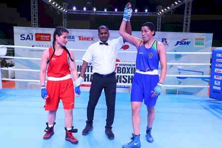 Women's Boxing Nationals: Jaismine cruises into quarters with another dominant win