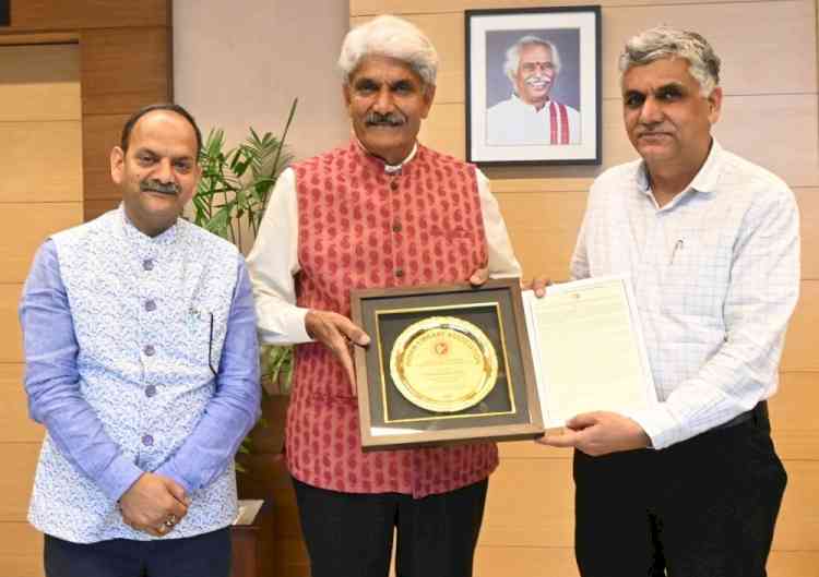 MDU's Vivekananda Library receives ILA-Dr. L.M. Padhye Best University Library Award